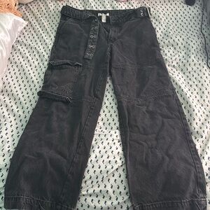 baggy faded black denim cargo pants
barely worn, comes with belt
US 29